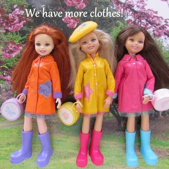 WEE 3 FRIENDS DOLLS w RAINCOATS BOOTS & CUTE CLOTHES 23 ITEMS 10" BARBIE VINTAGE